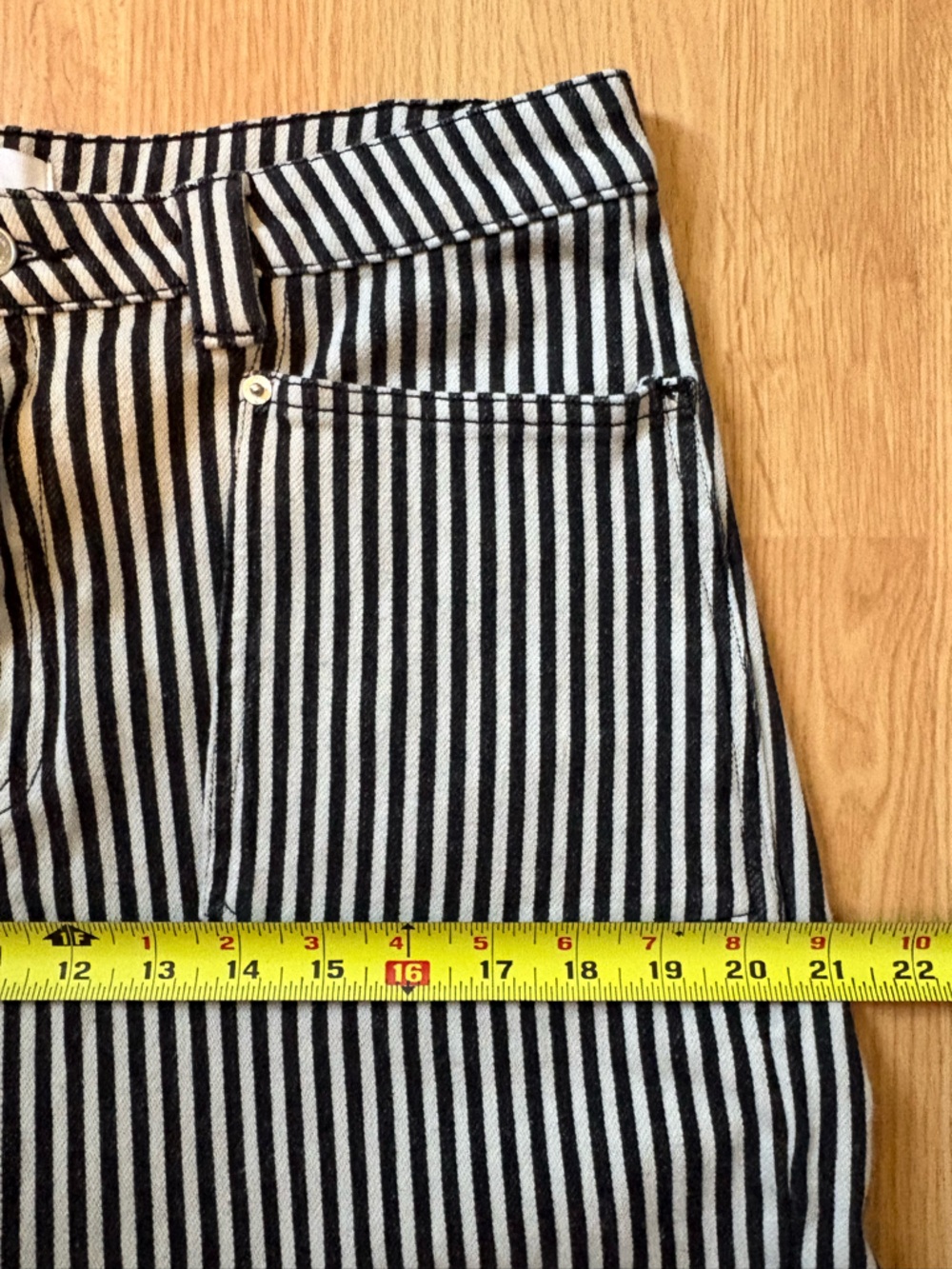 Mica Denim Size 31 Straight Leg Striped Breck Black Gray Jeans Super High Rise - Picture 14 of 16